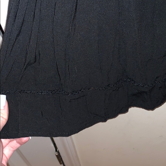 Black cold shoulder top - Picture 2 of 2